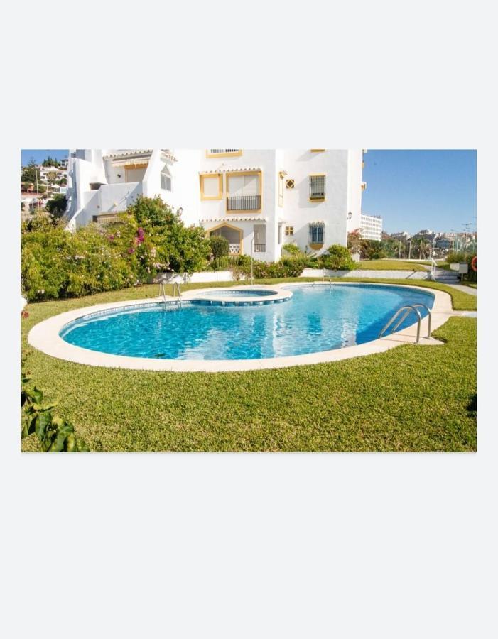 Espectacular apartamento en primera línea de playa Benalmádena Exterior foto